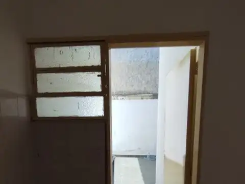 Depto Tipo Casa en Alquiler con 1 cocheras