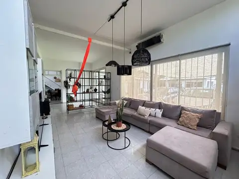 CASA VENTA EN CORIMAYO, TRES DORMITORIOS BURZACO