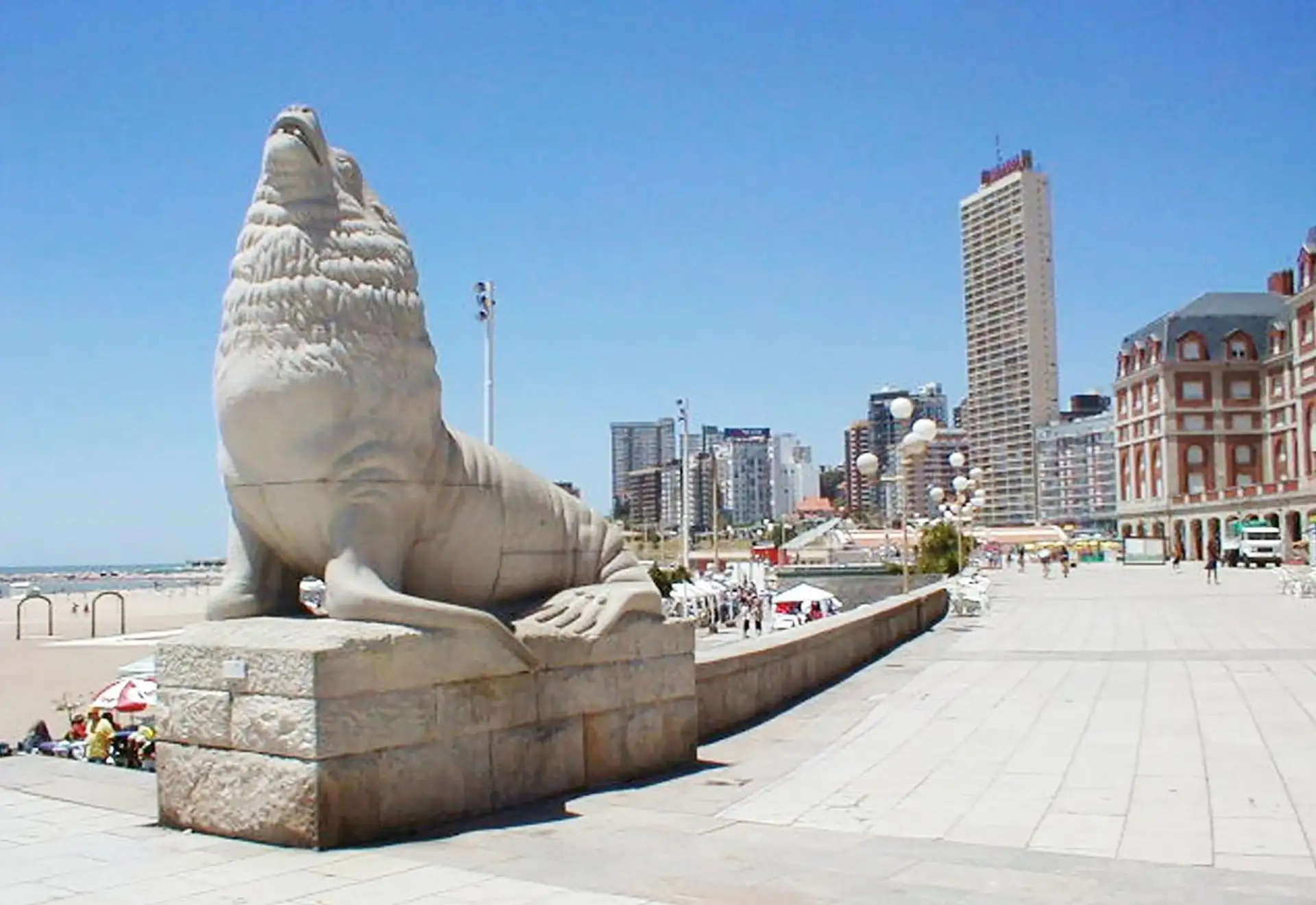 Casa moderna 4 amb, 235m² en Parque Luro con quincho