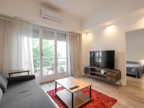 José Hernández 2600, Piso 1