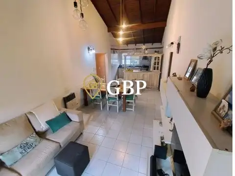 Casa en Venta en Luis Guillon, USD 99.000