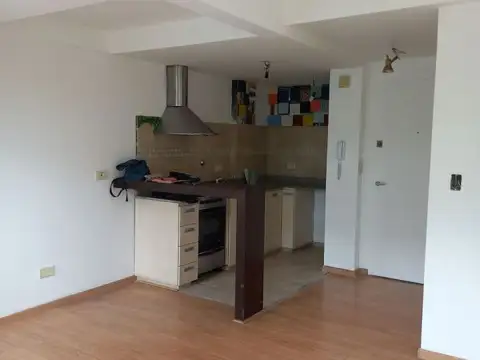 Departamento en Alquiler en Colegiales, $ 500.000