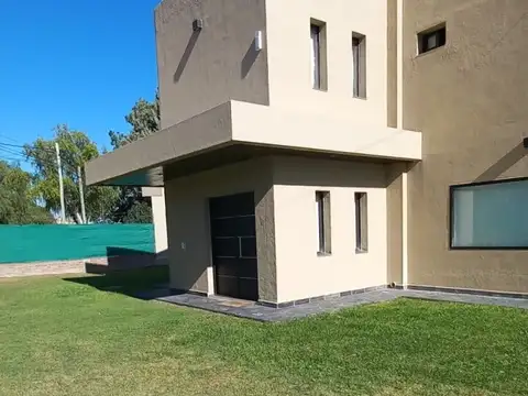 Casa en Venta en San Luis, Juan Martín de Pueyrredón
