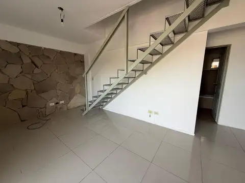 ALQUILER DEPTO. DUPLEX 3 AMB. BALCÓN/COCH. - HAEDO