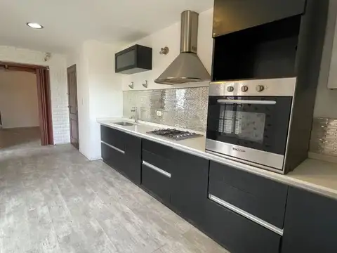 Casa en Alquiler al Este