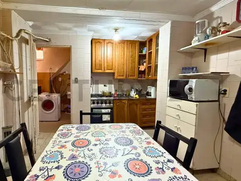 Balcarce 1300, Piso 0