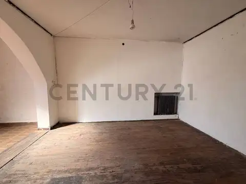 Depto Tipo Casa en Venta 100 años