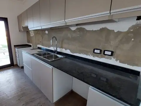 Casa en Alquiler al Noroeste