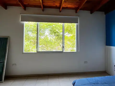Casa en venta - 2 Dormitorios 2 Baños - Parque Sicardi.