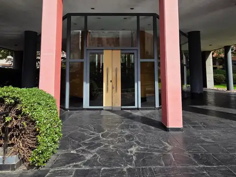 Monroe 3600, Piso 12