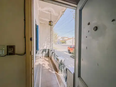 Depto Tipo Casa en Venta de 4 ambientes
