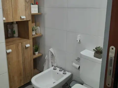 Depto Tipo Casa 3 ambientes con 2 baños