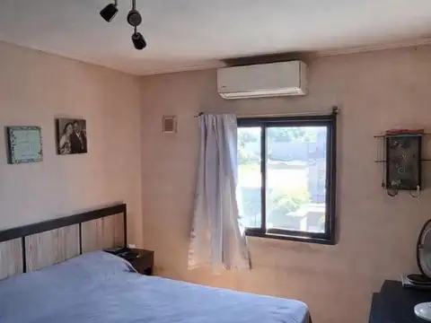 Depto Tipo Casa en Venta con 1 cocheras