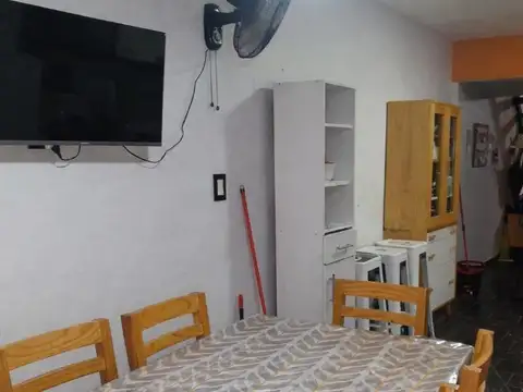 Depto Tipo Casa en Venta en Castelar Norte, USD 80.000