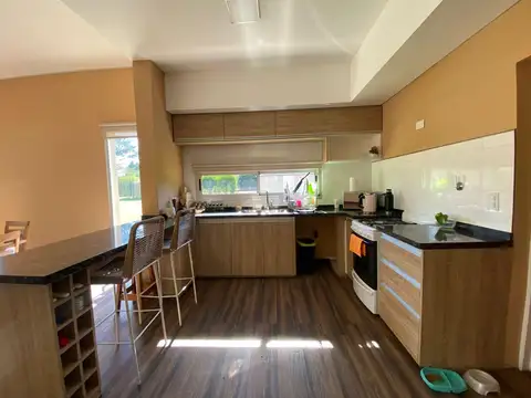 Casa en Alquiler de 3 dormitorios