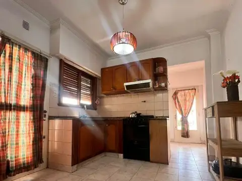 Casa 4 ambientes con 1 baño