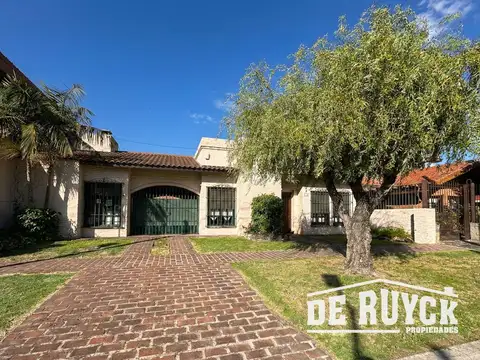 Calle 382 / Roca al 2758