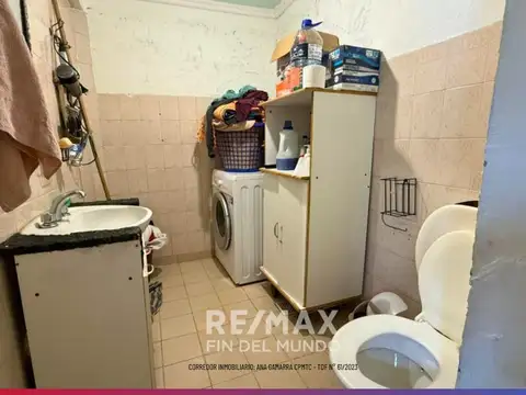 Casa 6 ambientes con 2 baños