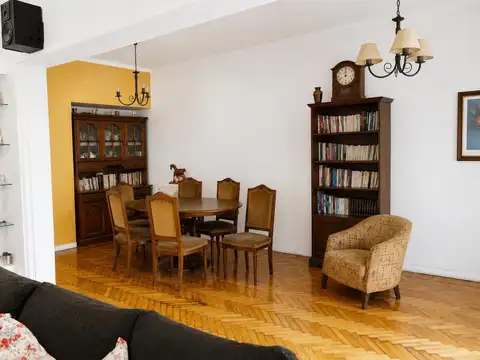 Venta de Casa 4 ambientes con Quincho y Terraza en Caballito