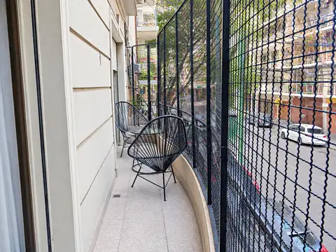 Casa 7 ambientes con 2 baños