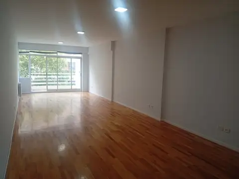 Oficina en Alquiler en Barrio Norte, $ 750.000