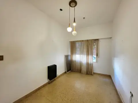 Casa en Alquiler 50 años