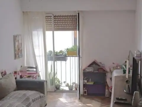 Carlos Francisco Melo al 900