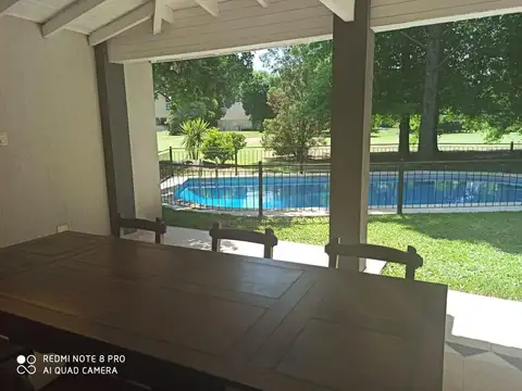 Casa en Alquiler de 4 dormitorios