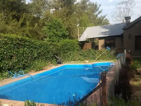 Casa 5 ambientes con 2 baños