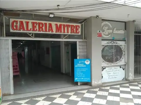 Avenida Sofia Terrero de Santamarina 500