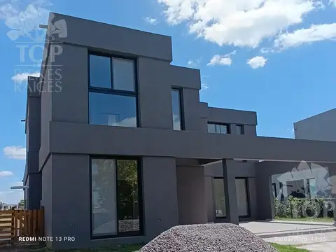 Casa en El Canton - Golf