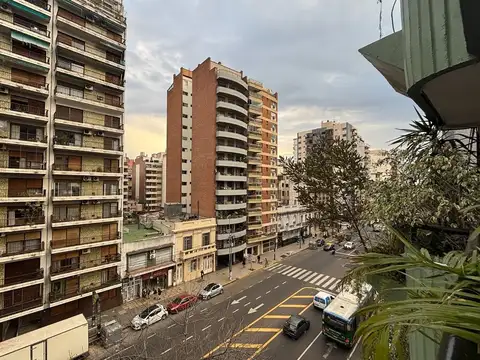 Departamento 5 ambientes con 3 baños