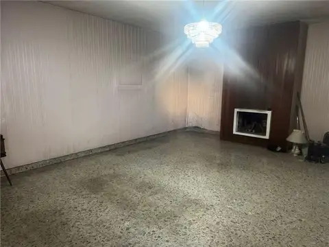 Casa en Venta en Banfield, USD 170.000