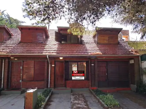 Dúplex 3 Ambientes en Calle Esquiú, 2 Dormitorios, 2 Baños!