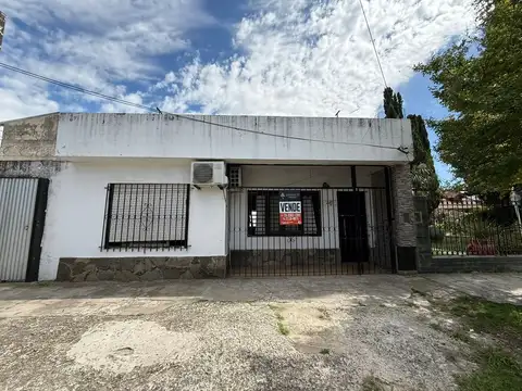 Depto Tipo Casa en Venta de 6 ambientes