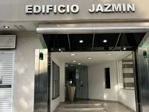 Alquiler | Cochera | Edificio Jazmín