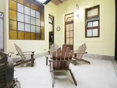 Depto Tipo Casa 5 ambientes con 2 baños