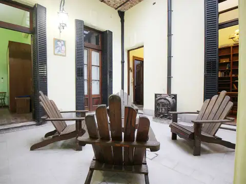 Depto Tipo Casa en Venta en San Telmo, USD 180.000