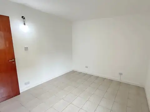 PH 3 AMBIENTES RECICLADO A NUEVO PROXIMO A PLAZA ALEM