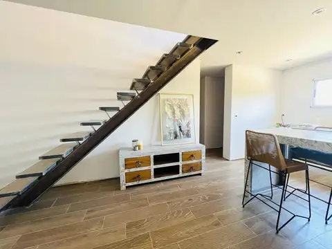 Poleo 100