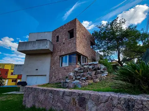 Hotel en Venta en Villa Carlos Paz, USD 350.000