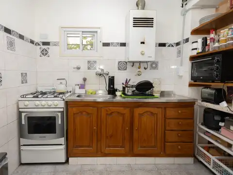 PH en Alquiler de 2 Ambientes en Martinez con Jardín Común