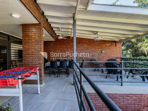 Casa 6 ambientes con 3 baños