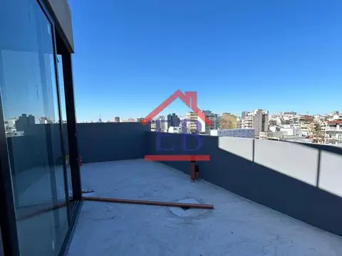 Galpon en Alquiler 8  mts Frente