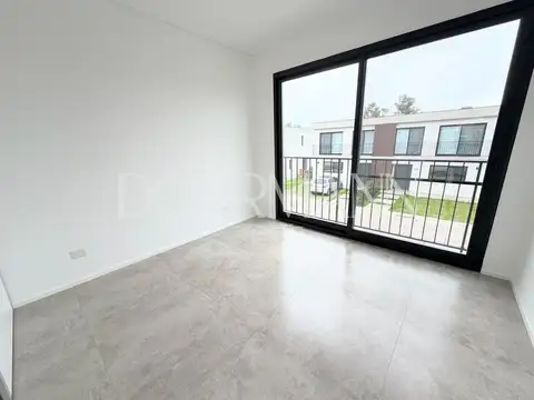 Casa en Alquiler al Este