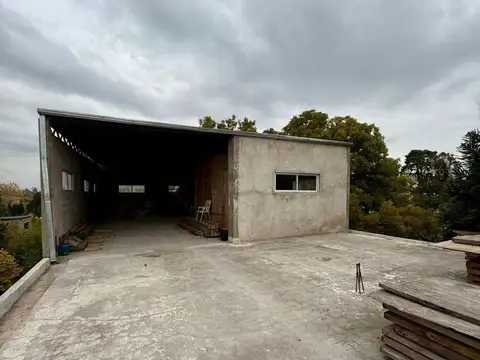 Se Vende Galpón Con Vivienda en Planta Alta 4 Amb - Trujui, San Miguel