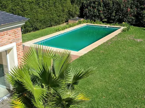 Casa 7 ambientes con 3 baños
