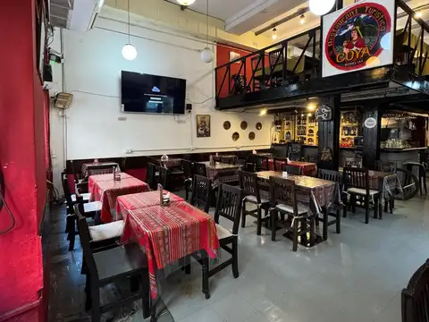 Local Comercial-Salon-Cocina-Salida a los 4 vientos