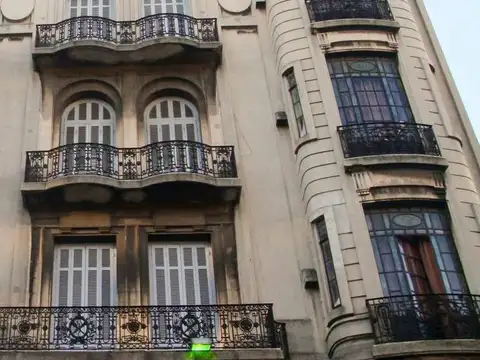 Avenida 100