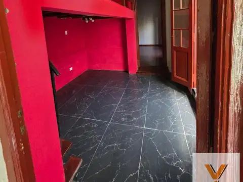 Depto Tipo Casa en Alquiler 40 años